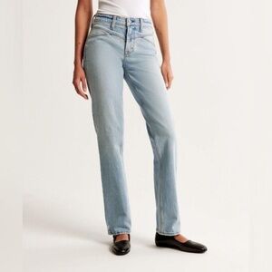 Abercrombie Curve Love Mid Rise 90s Straight Jean